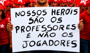 Por que jogadores ganham mais que professores e enfermeiros?