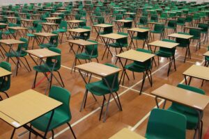 Economia planificada e educação estatal: o mesmo problema do planejamento central